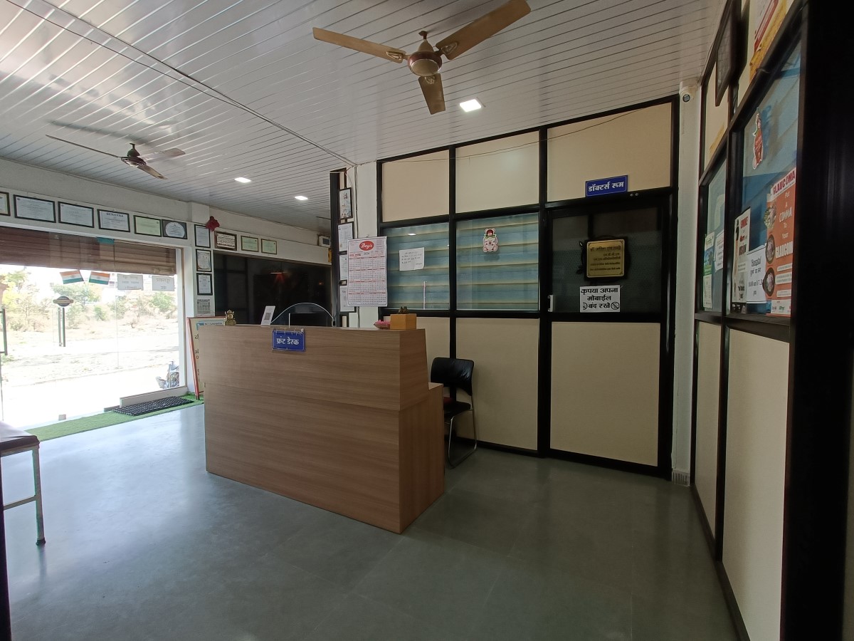 Neelkanth Eye Hospital Photos (9)